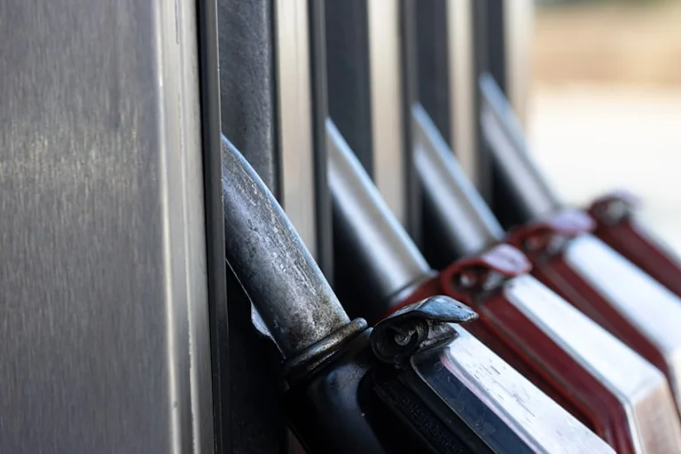 Degalų kainos: 1 cento pokytis bakui reiškia 0,50 euro