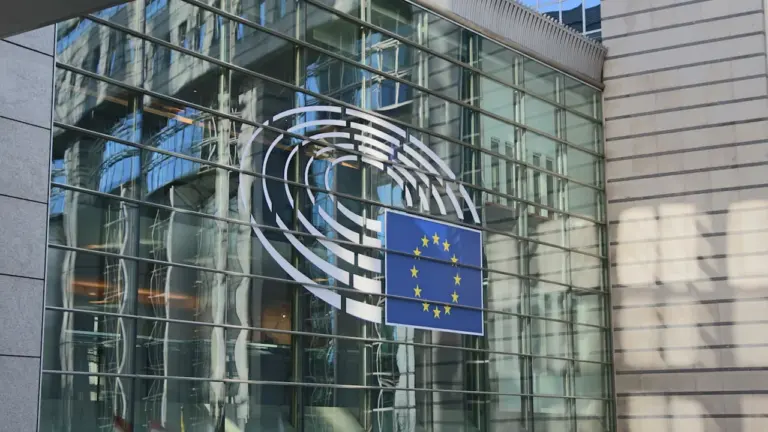 ECB palūkanos iki gruodžio: ar norma kris žemiau 2,00 proc.?