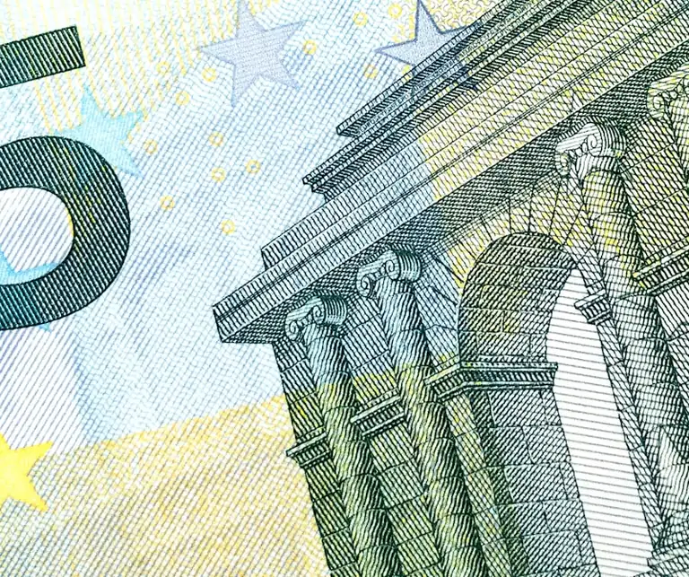 ECB palūkanos iki gruodžio: ar norma kris žemiau 2,00 proc.?